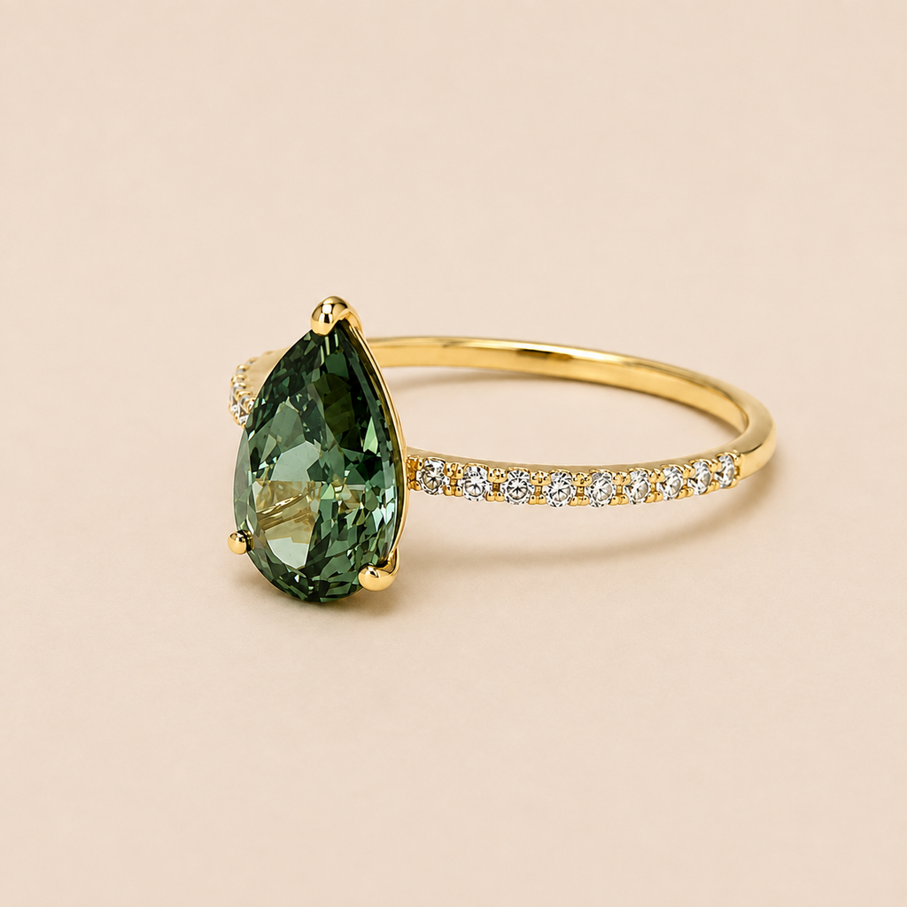 1,00 karat pæreformet grøn diamantring - 14 kt. gulguld