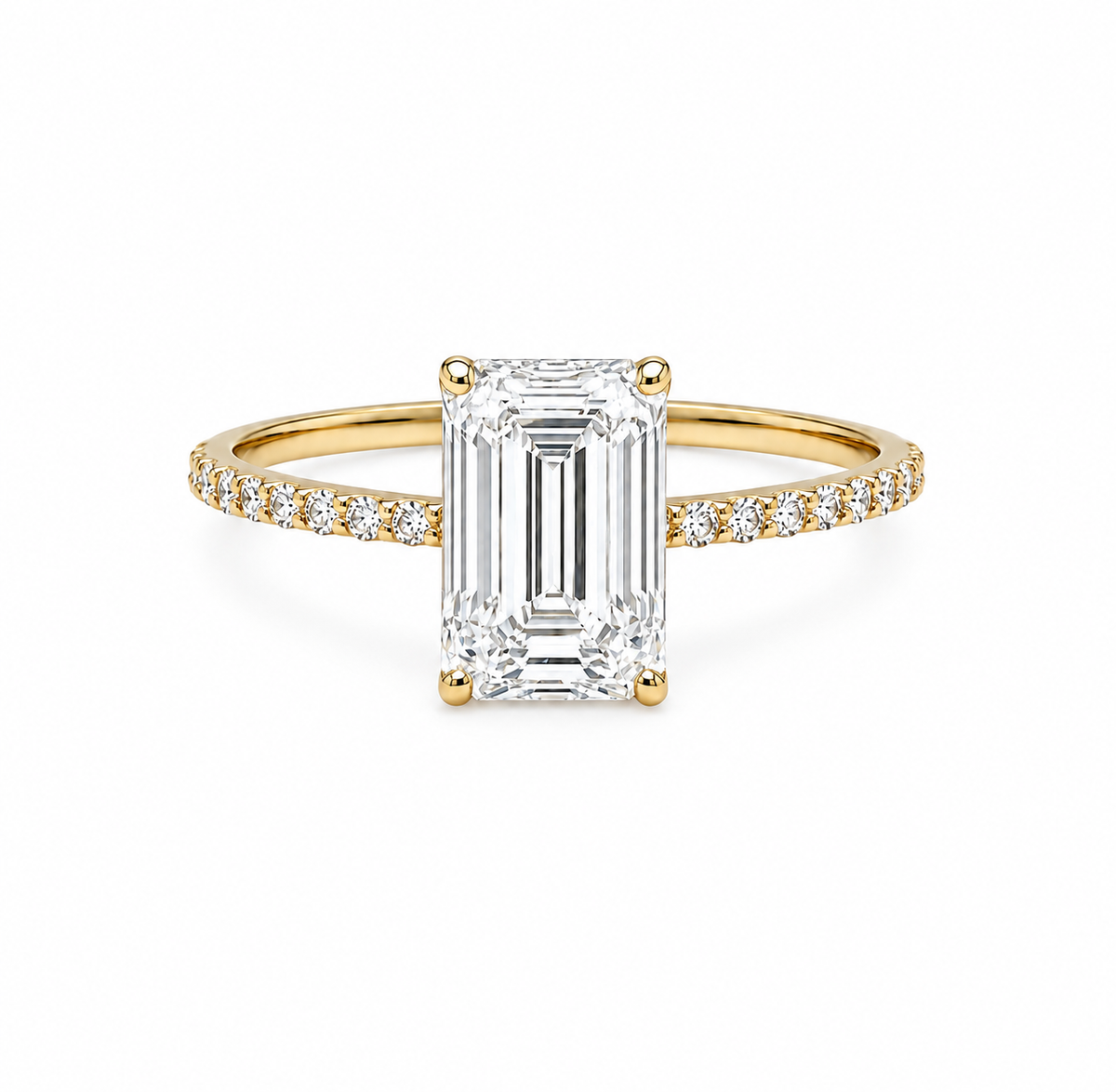KLAR diamantring fra Stensgaard i 14 karat gulguld med 1,90 ct. emerald-cut lab-grown diamant og diamantbesat ringskinne.